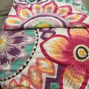 Pottery Barn Teen Large Quilt/ 1 Sham